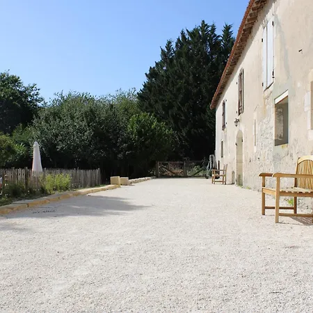 Du Chateau De 4* Servanches