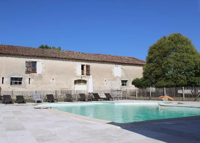 Bed & Breakfast Du Chateau De 4*